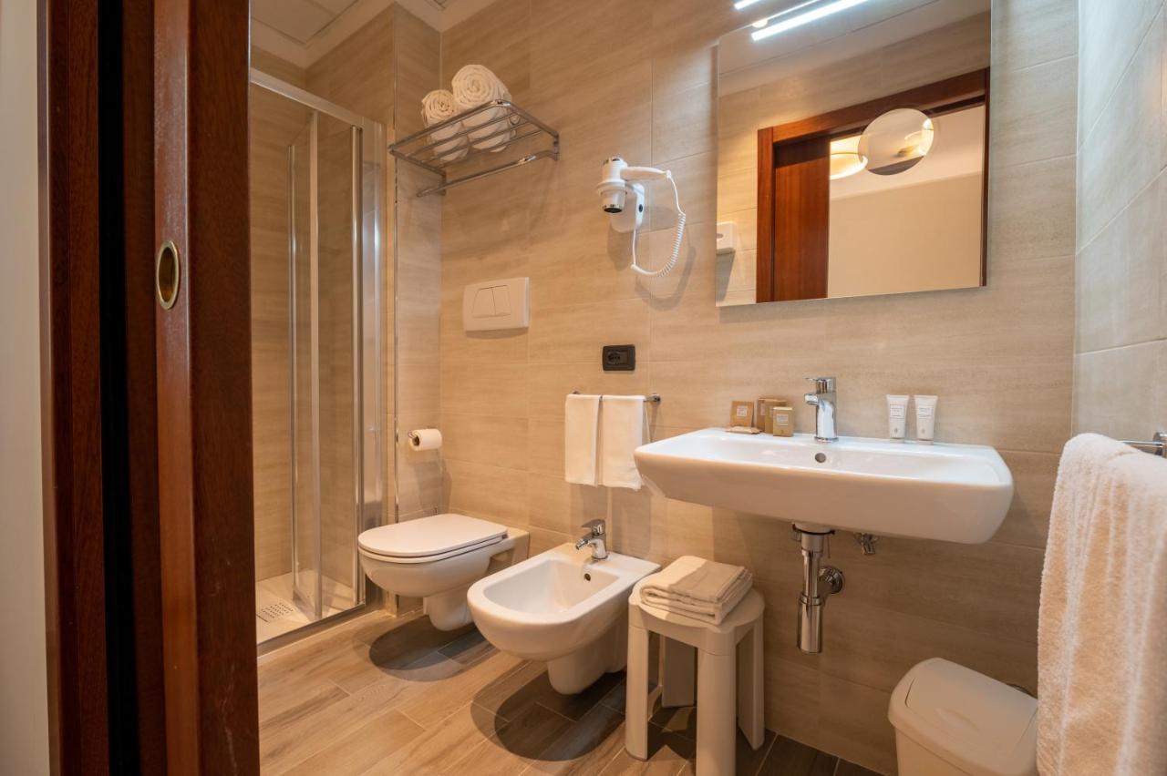 Hotel Regina Elena Dependance Santa Margherita Ligure Zewnętrze zdjęcie